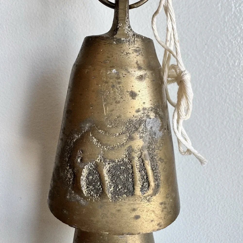 VTG Antique Brass Camel Bells Hanging Chime Graduated in Size Holiday Home Decor